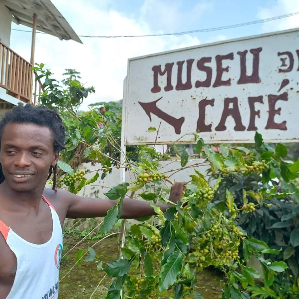 Staff da São Tomé & Príncipe Tours & Car Rental